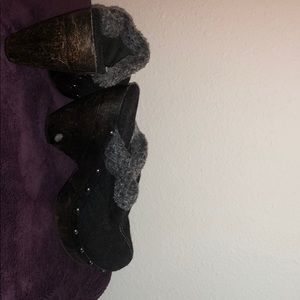 Big Buddha clogs with shearling 4 in w 1 in